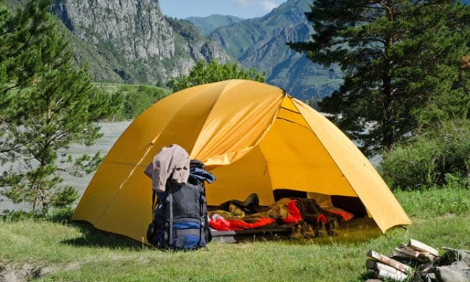 cooling tent features