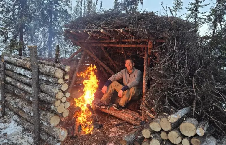 bushcraft shelter