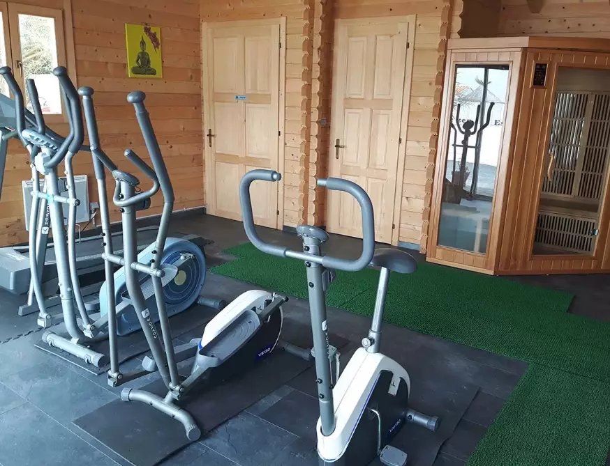 bodyweight camping exercises