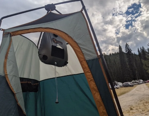 camping with showers