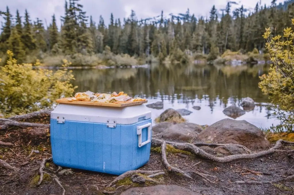 how to pack a cooler for camping