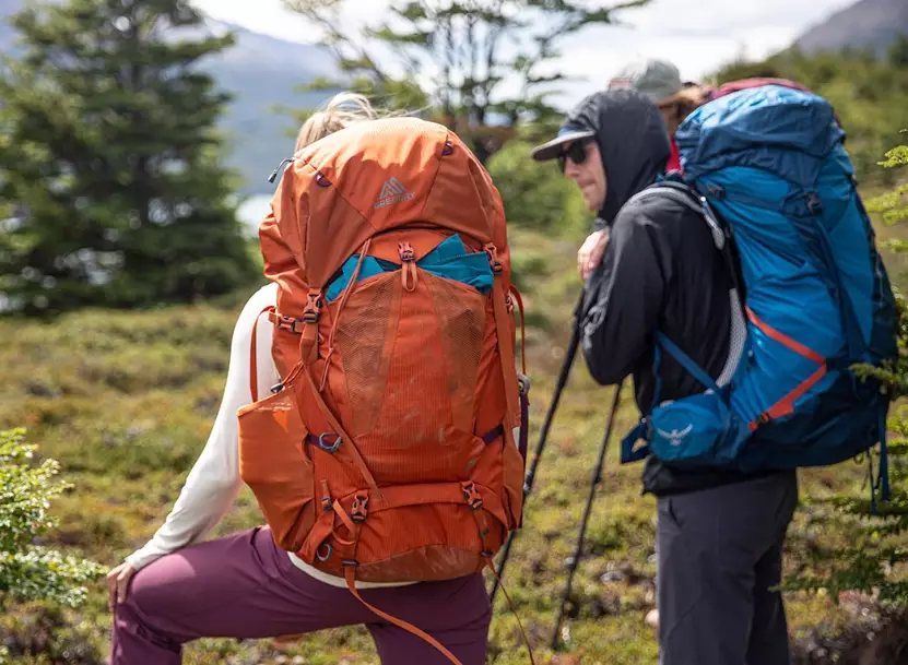 camping backpack fitting